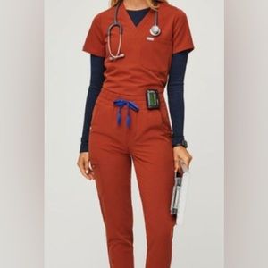 Figs - High Waisted Scrub Set - Auburn